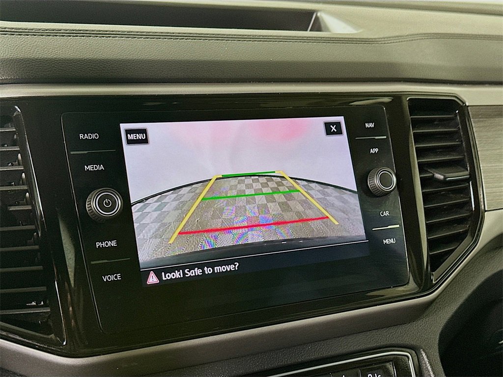 Certified 2021 Volkswagen Atlas SEL image 24