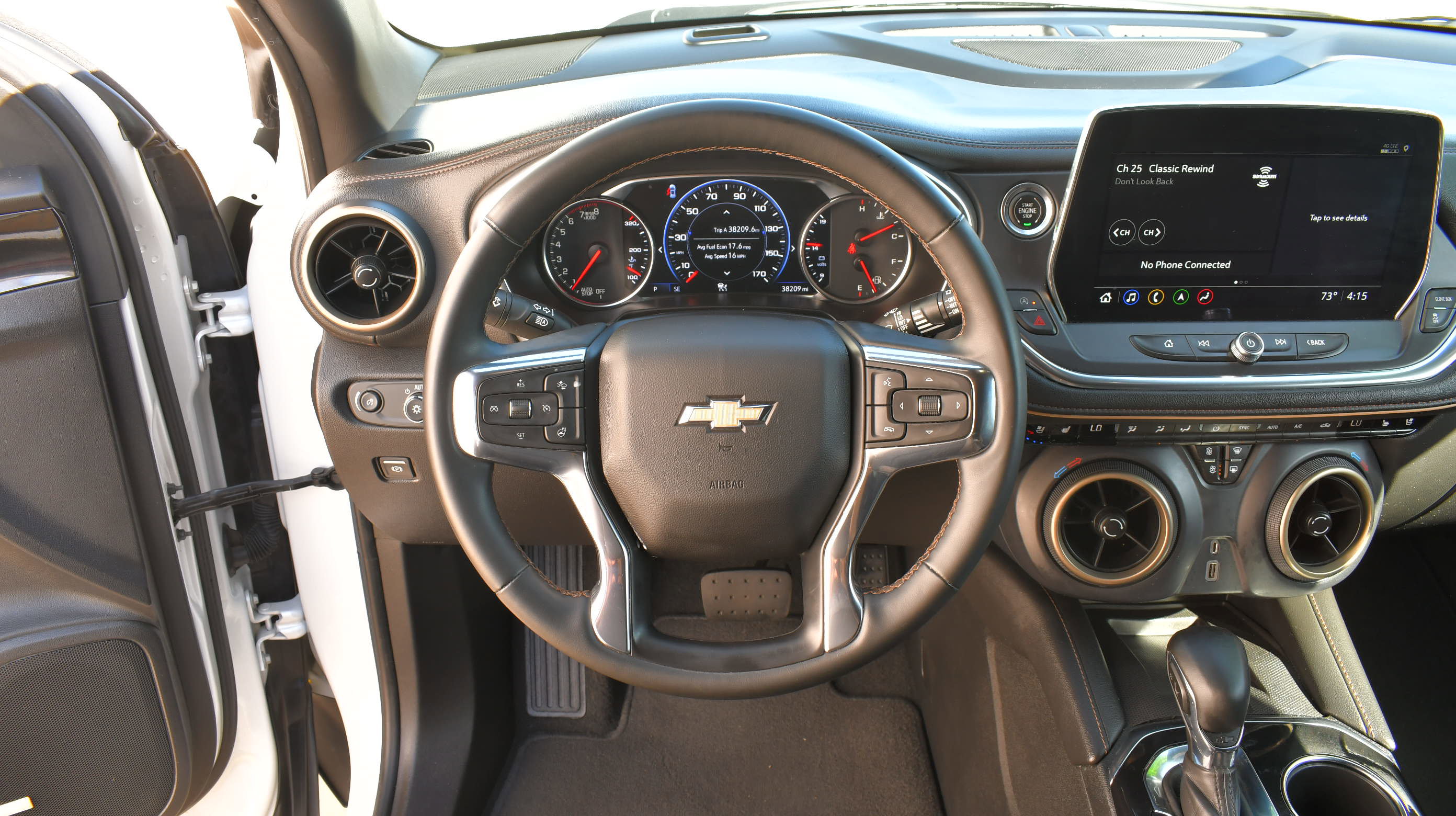 Used 2023 Chevrolet Blazer Premier w/ Driver Confidence II Package FWD image 20