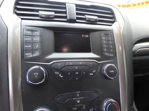 Used 2019 Ford Fusion S image 10