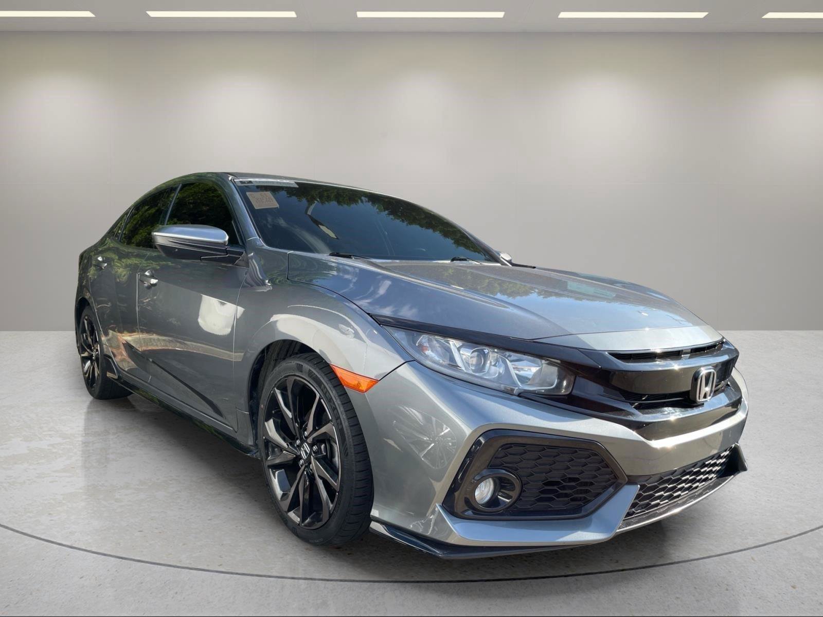 Used 2018 Honda Civic Sport image 12