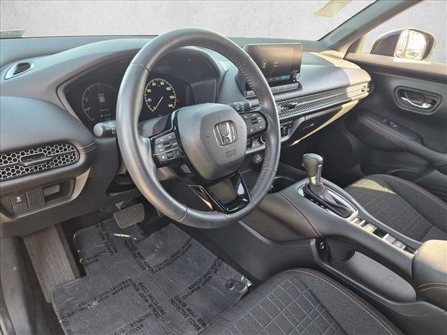 Used 2025 Honda HR-V Sport image 12