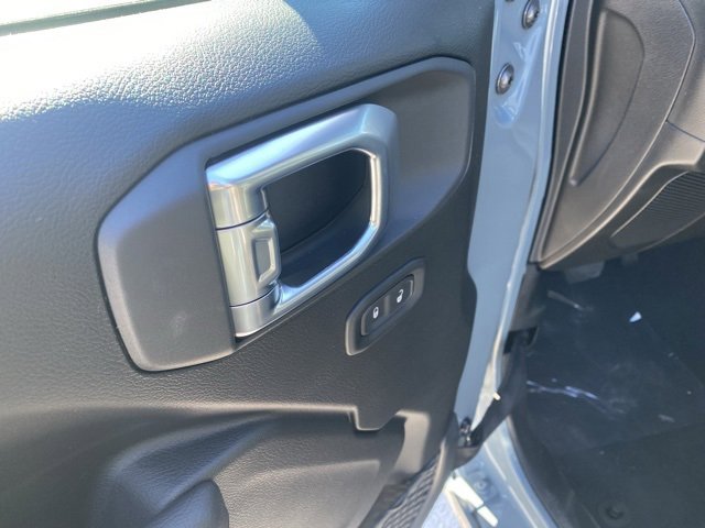 New 2026 Chevrolet Corvette Stingray Convertible w/ 1LT image 12