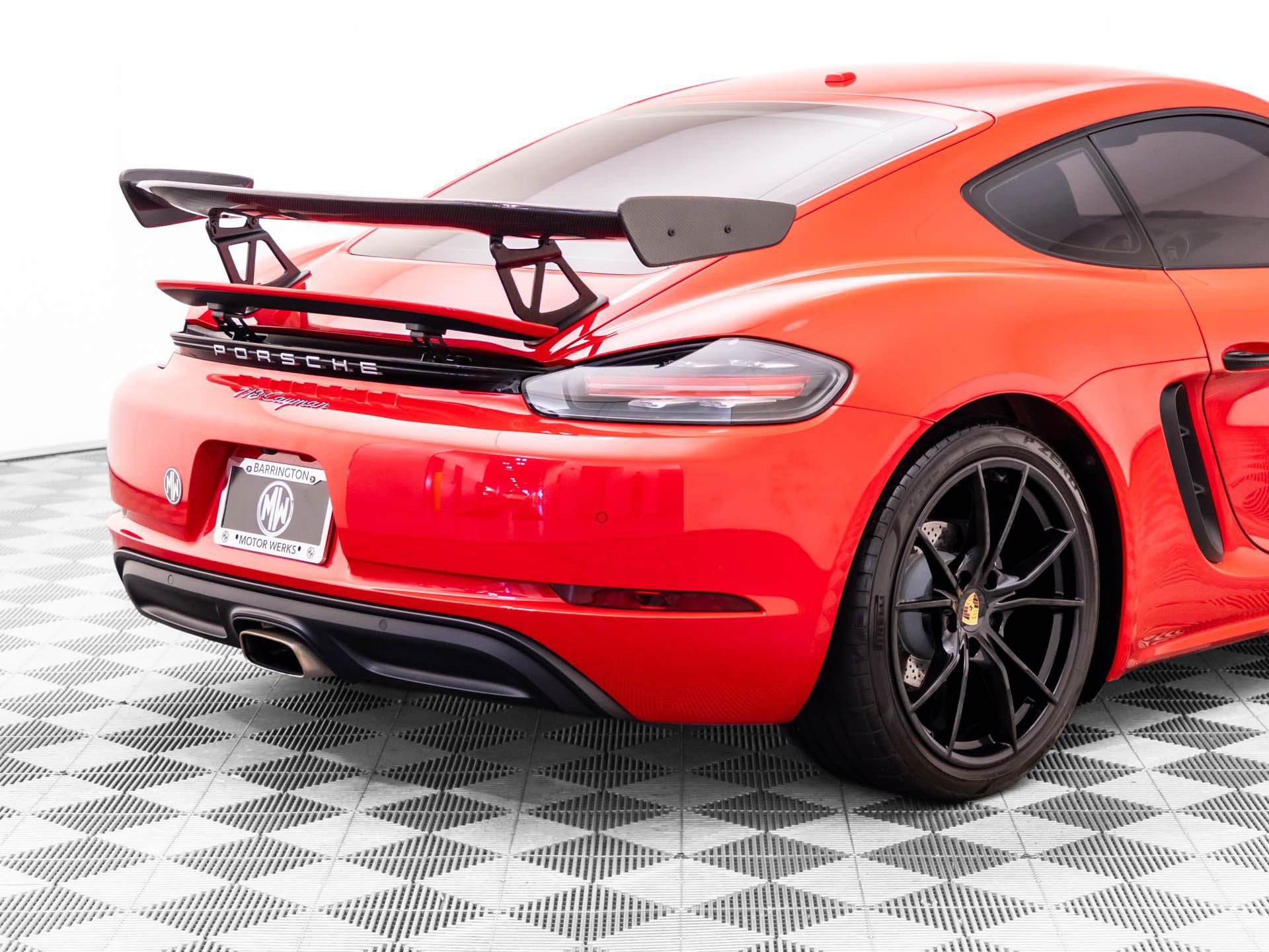 Used 2024 Porsche 718 Cayman RWD image 36