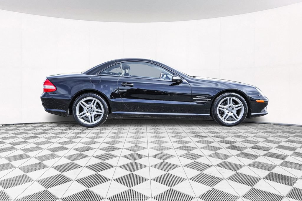 Used 2007 Mercedes-Benz SL 550 image 11