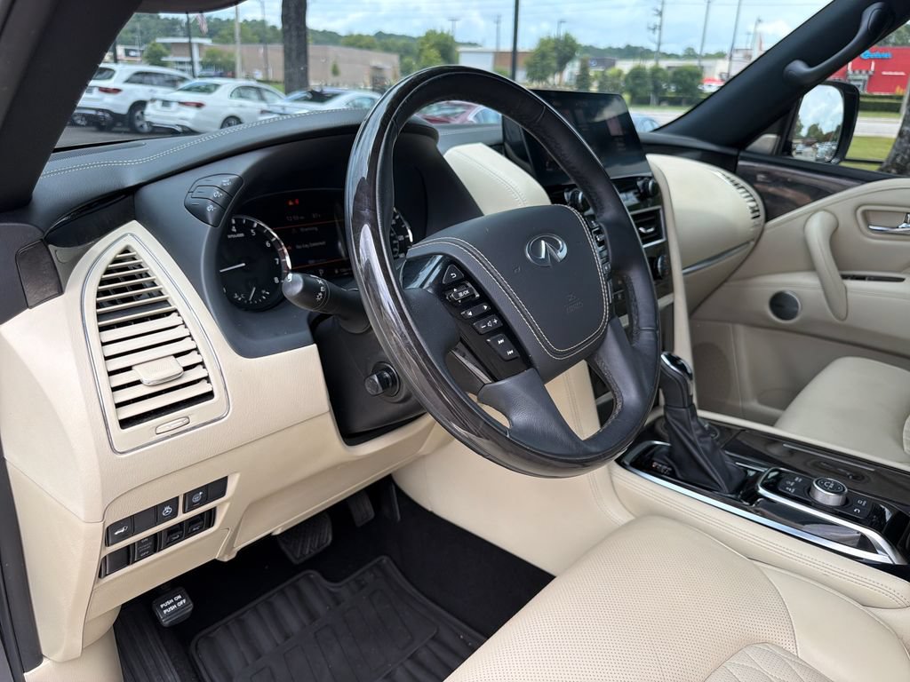 Used 2023 INFINITI QX80 Sensory w/ All-Season Package AWD/4WD image 17