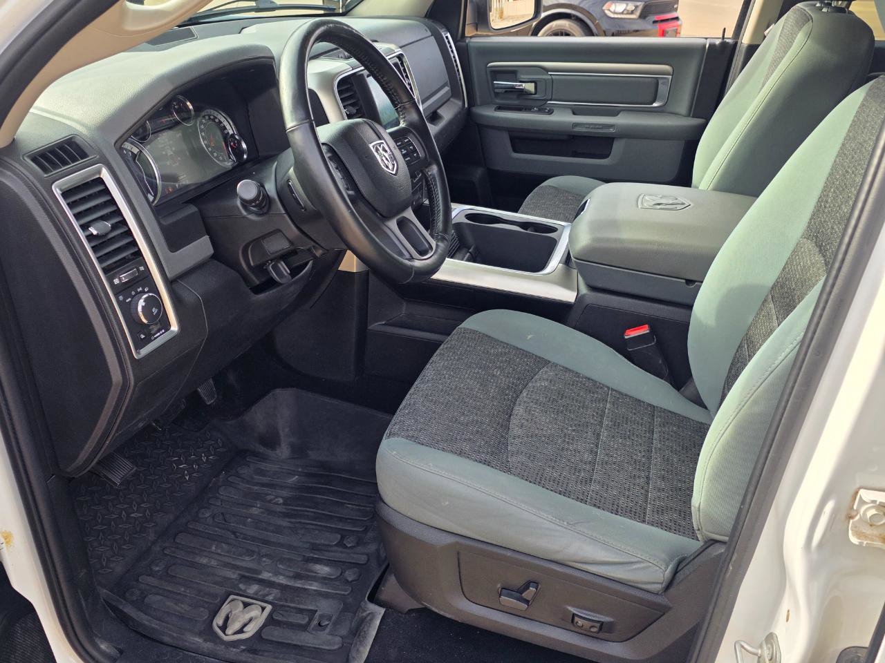 Used 2019 RAM 1500 Classic Warlock image 6