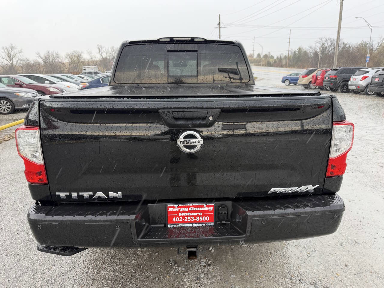 Used 2017 Nissan Titan PRO-4X w/ Pro-4x Convenience Package image 4