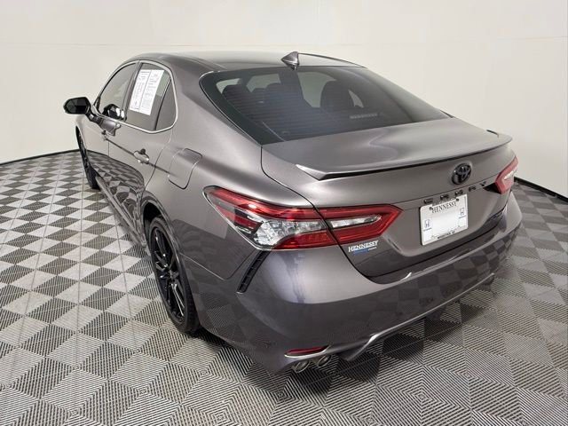 Used 2022 Toyota Camry XSE image 4