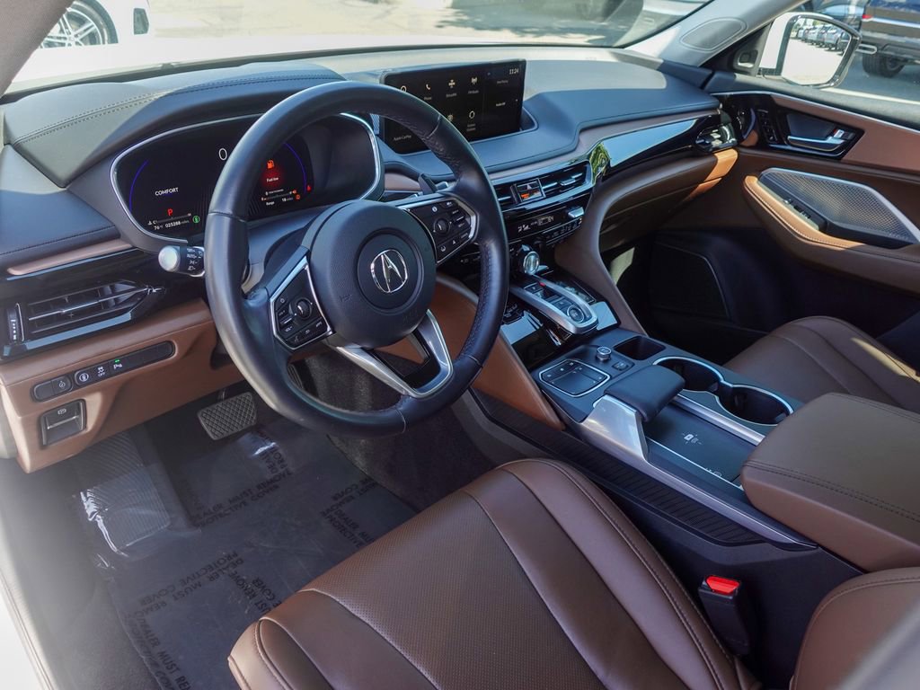 Used 2023 Acura MDX FWD w/ Technology Package image 11