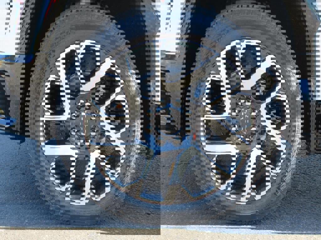 New 2025 Chevrolet Silverado EV RST image 8