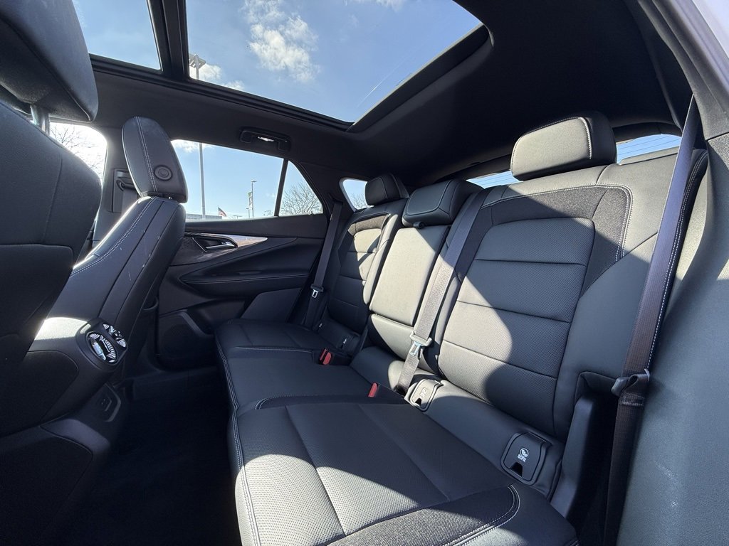 Used 2024 Chevrolet Blazer EV LT image 22