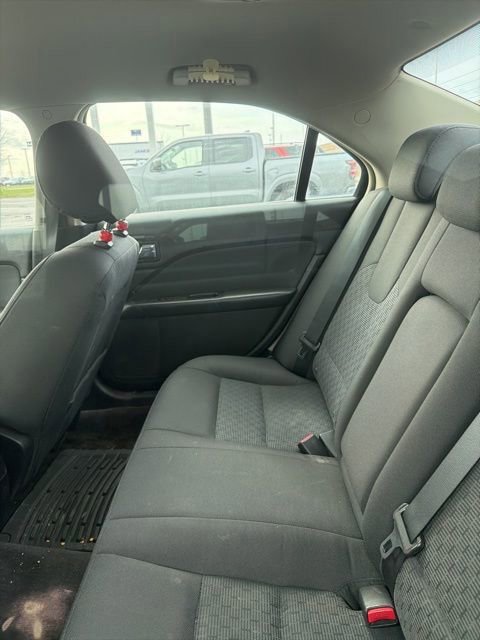 Used 2010 Ford Fusion SE image 5