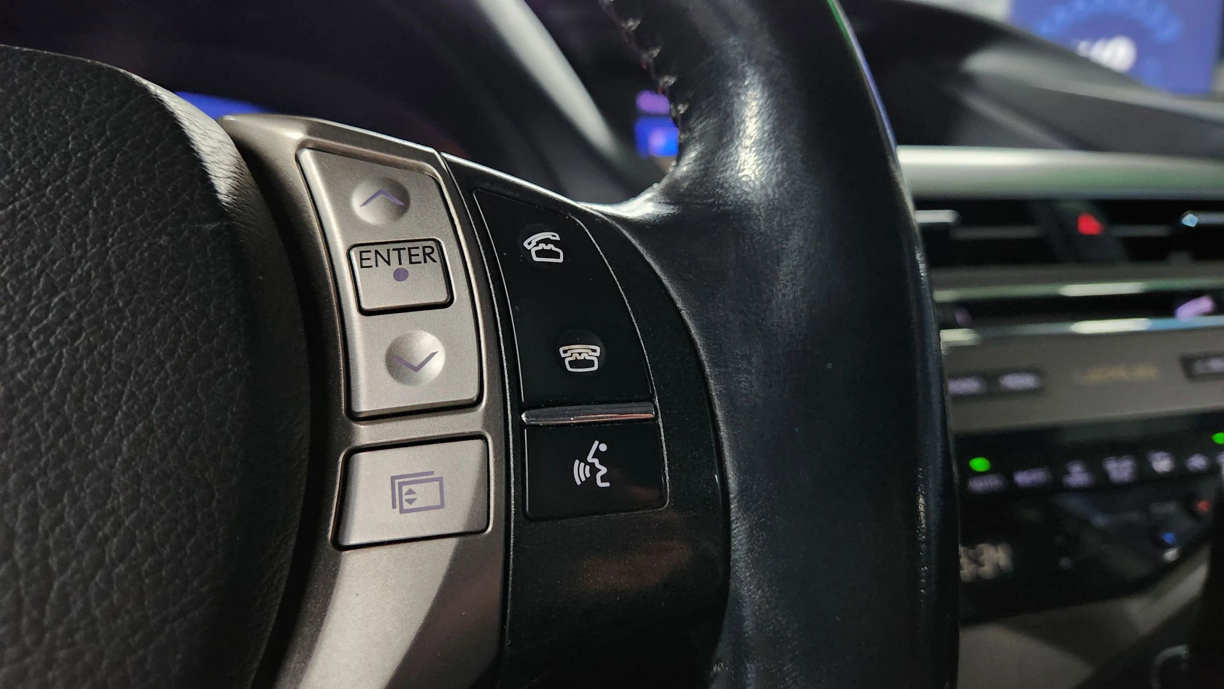 Used 2013 Lexus RX 350 AWD w/ Premium Pkg image 28