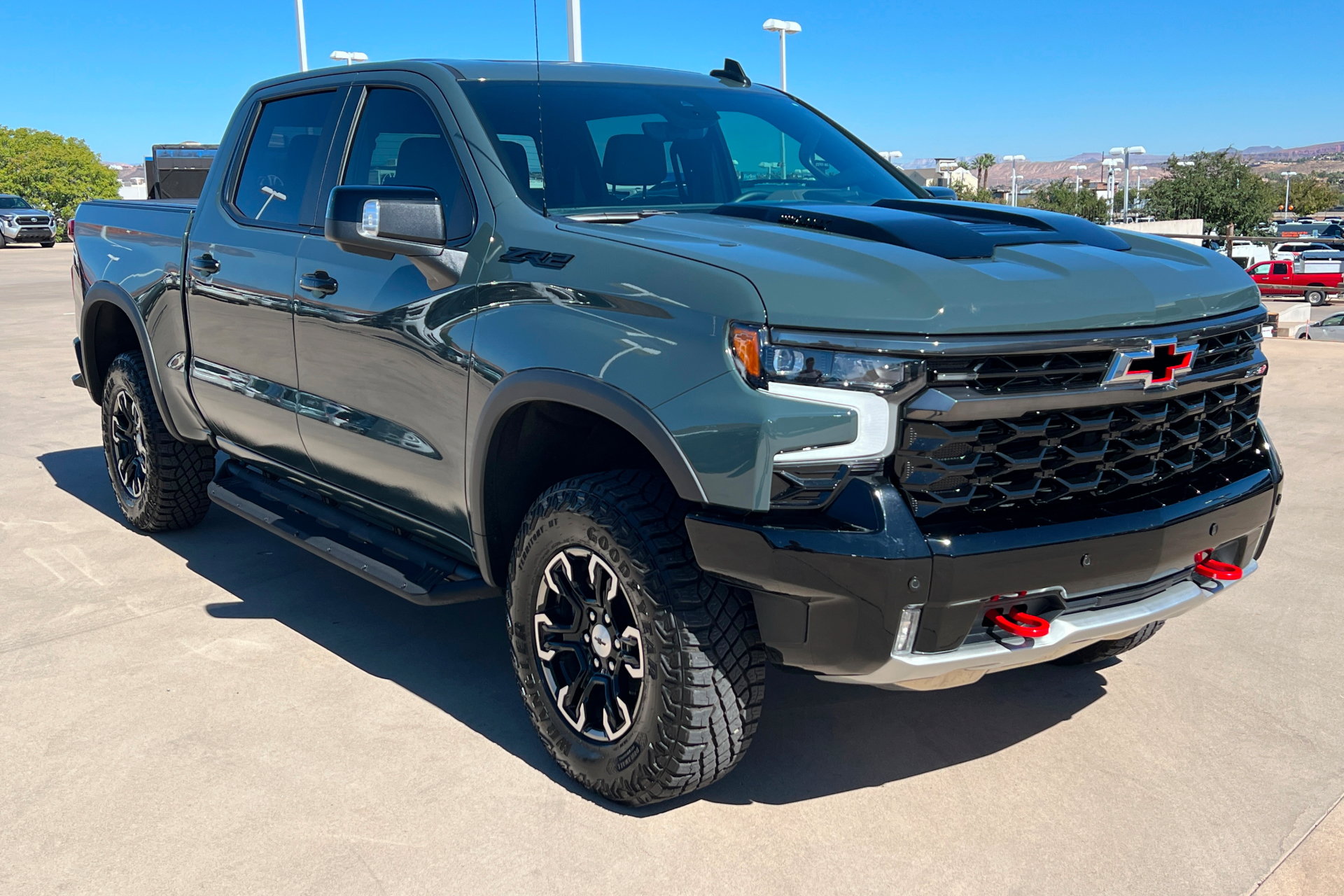 Used 2026 Chevrolet Silverado 1500 ZR2 AWD/4WD image 8