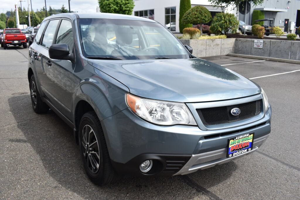 Used 2010 Subaru Forester 2.5X AWD/4WD image 3