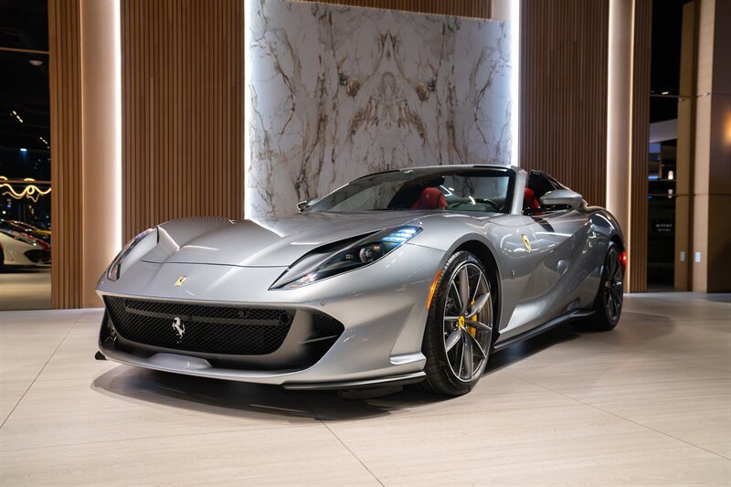 Used 2023 Ferrari 812 GTS RWD image 17