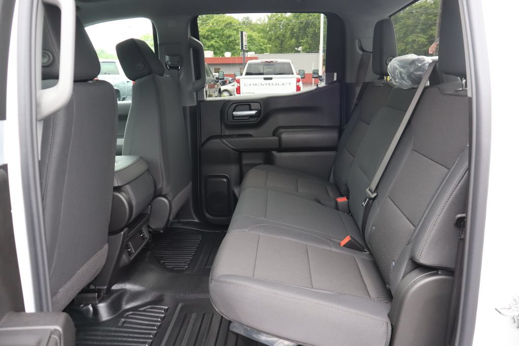 New 2026 Chevrolet Silverado 1500 W/T w/ WT Value Package AWD/4WD image 17