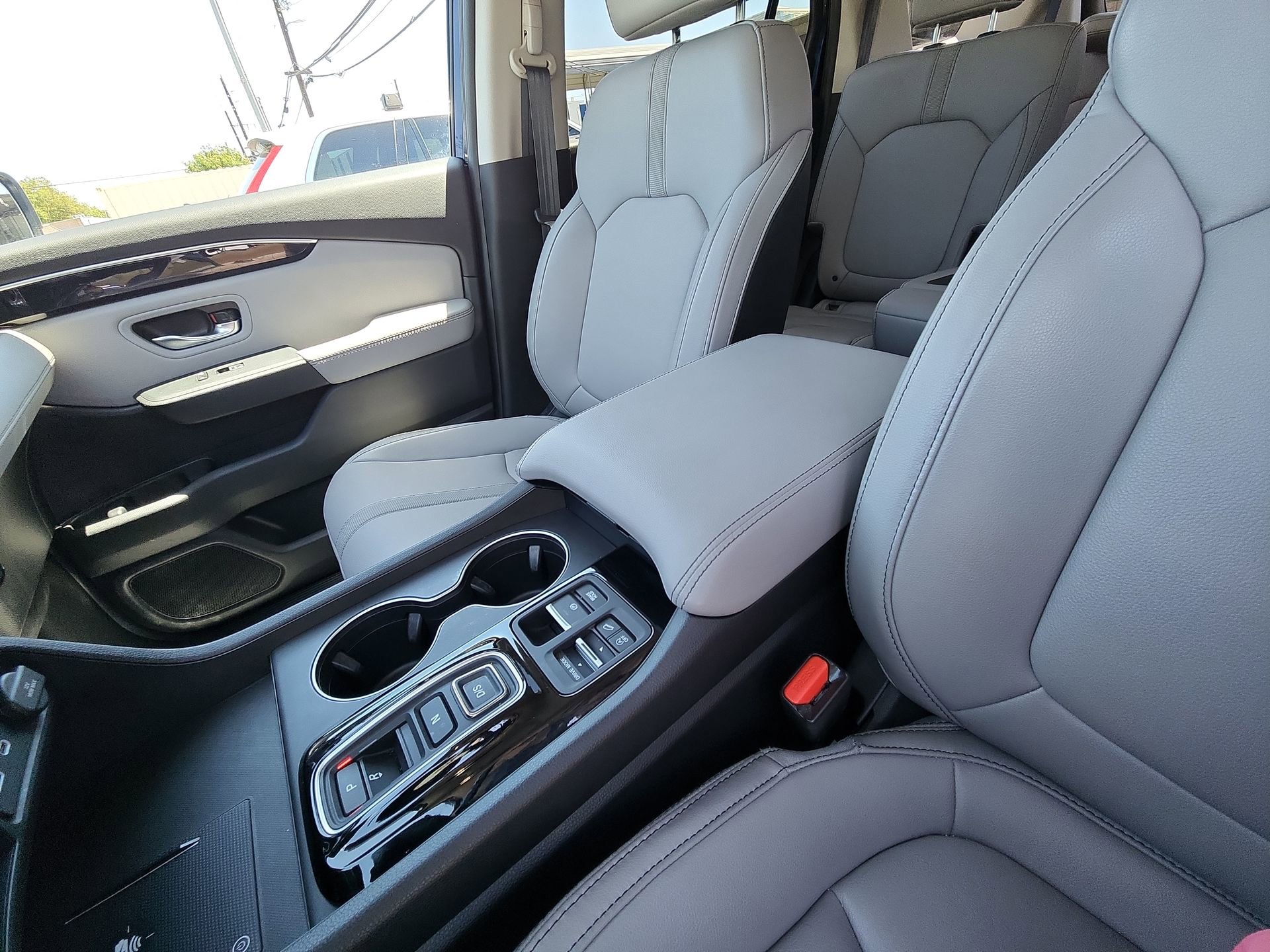Used 2025 Honda Pilot EX-L image 21