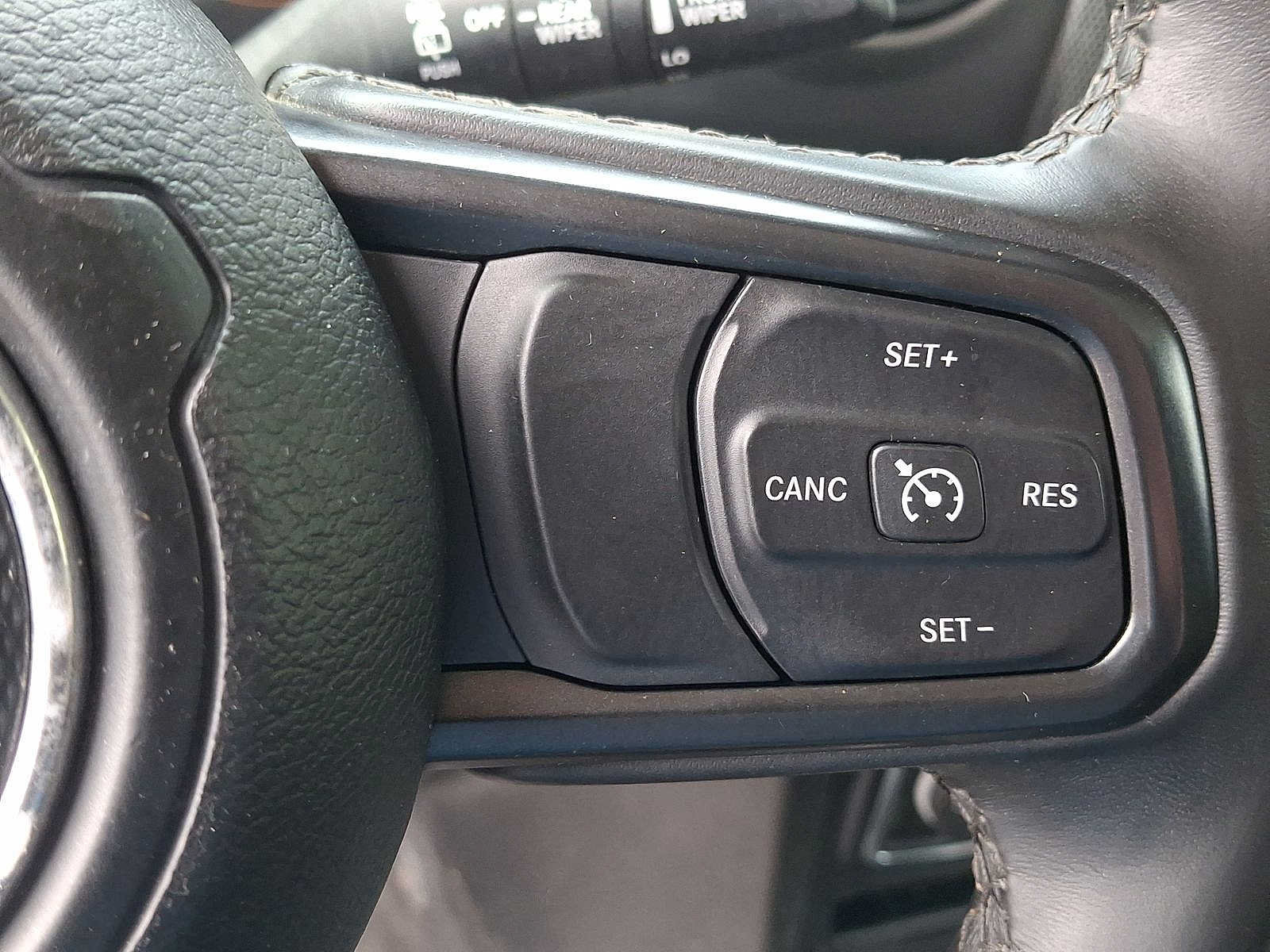 Used 2022 Jeep Wrangler Sport AWD/4WD image 17