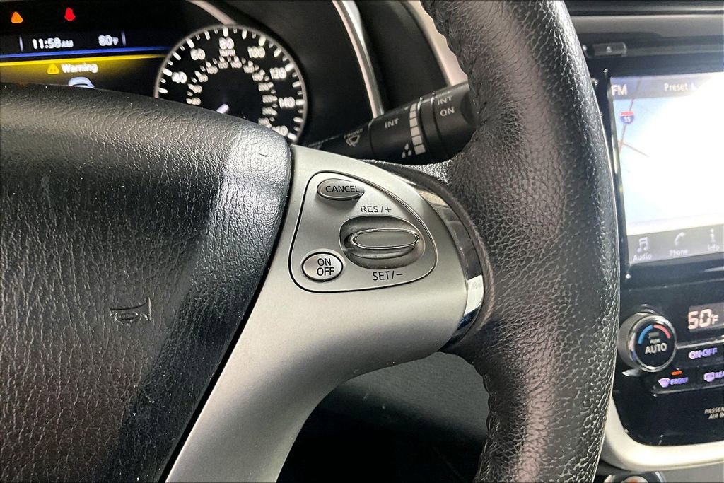 Used 2017 Nissan Murano SV image 19
