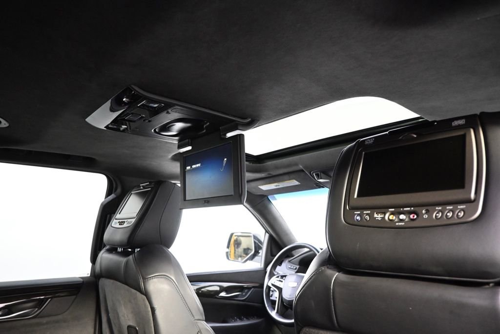 Used 2017 Cadillac Escalade ESV Platinum image 17