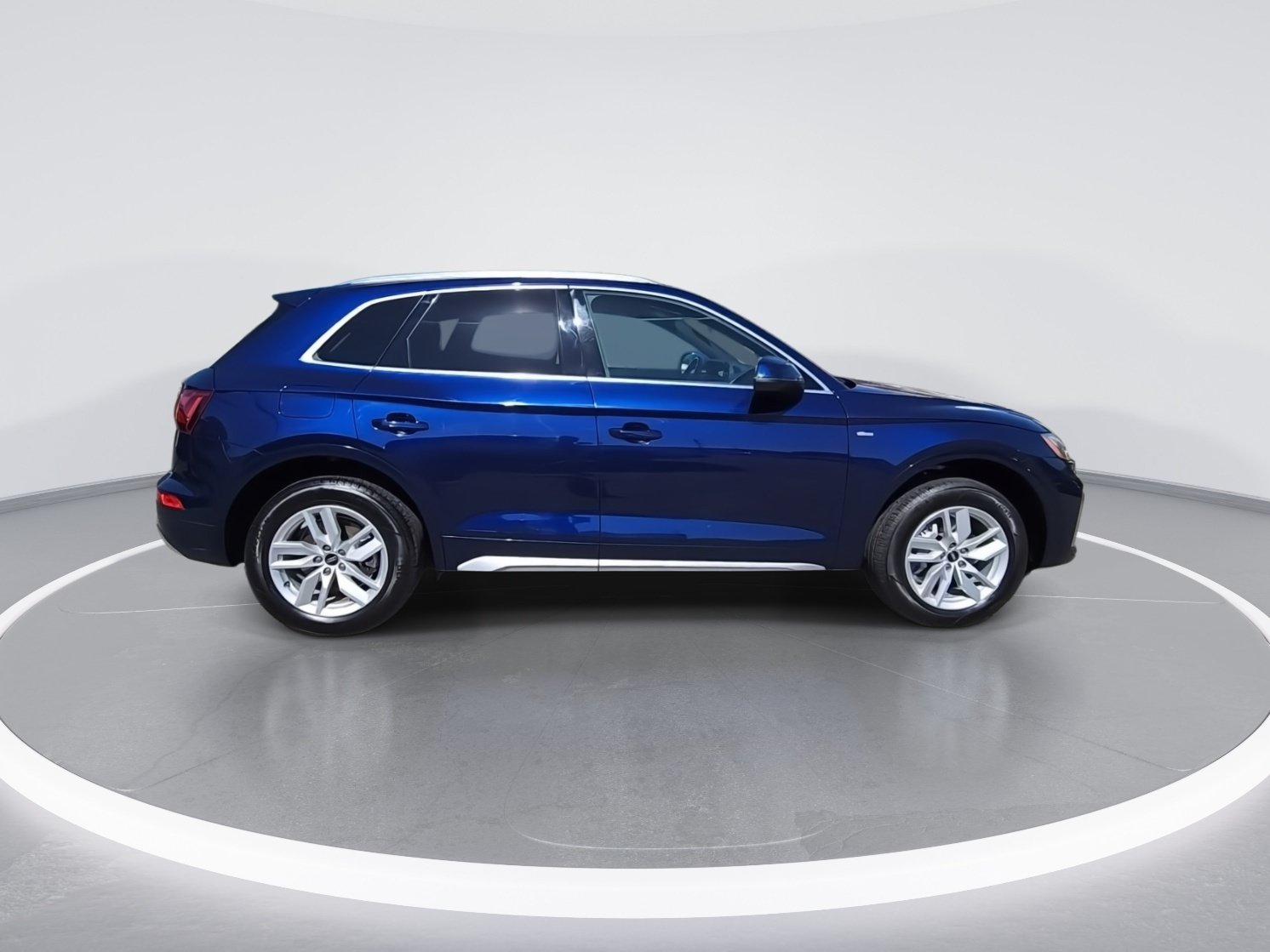 Used 2022 Audi Q5 2.0T Premium w/ Convenience Package AWD/4WD image 9