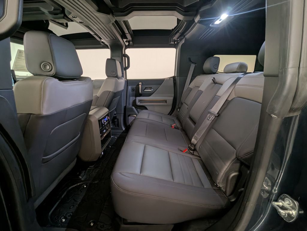 Used 2025 GMC Hummer EV 2X image 14
