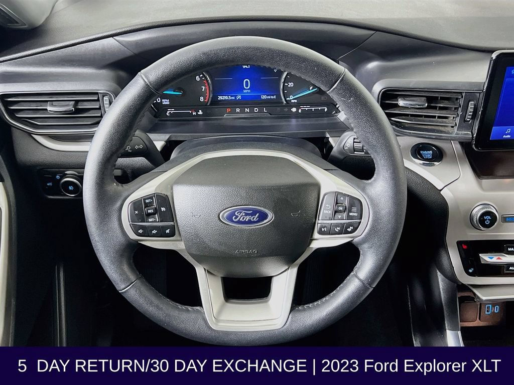 Certified 2023 Ford Explorer XLT w/ Equipment Group 202A AWD/4WD image 14