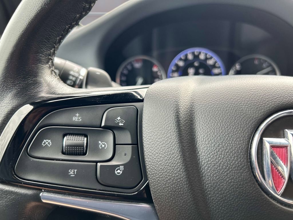 Used 2024 Buick Enclave Premium image 27