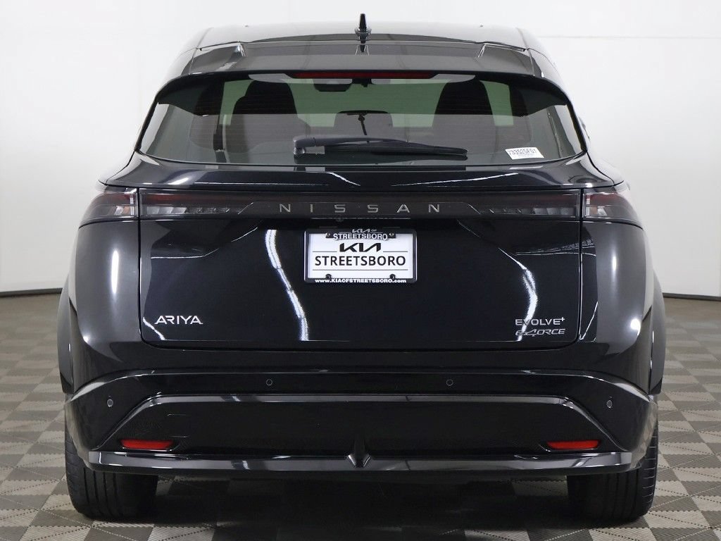 Used 2024 Nissan Ariya AWD image 15