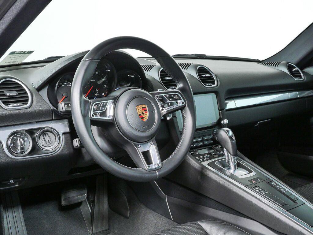 Certified 2019 Porsche 718 Cayman RWD image 4
