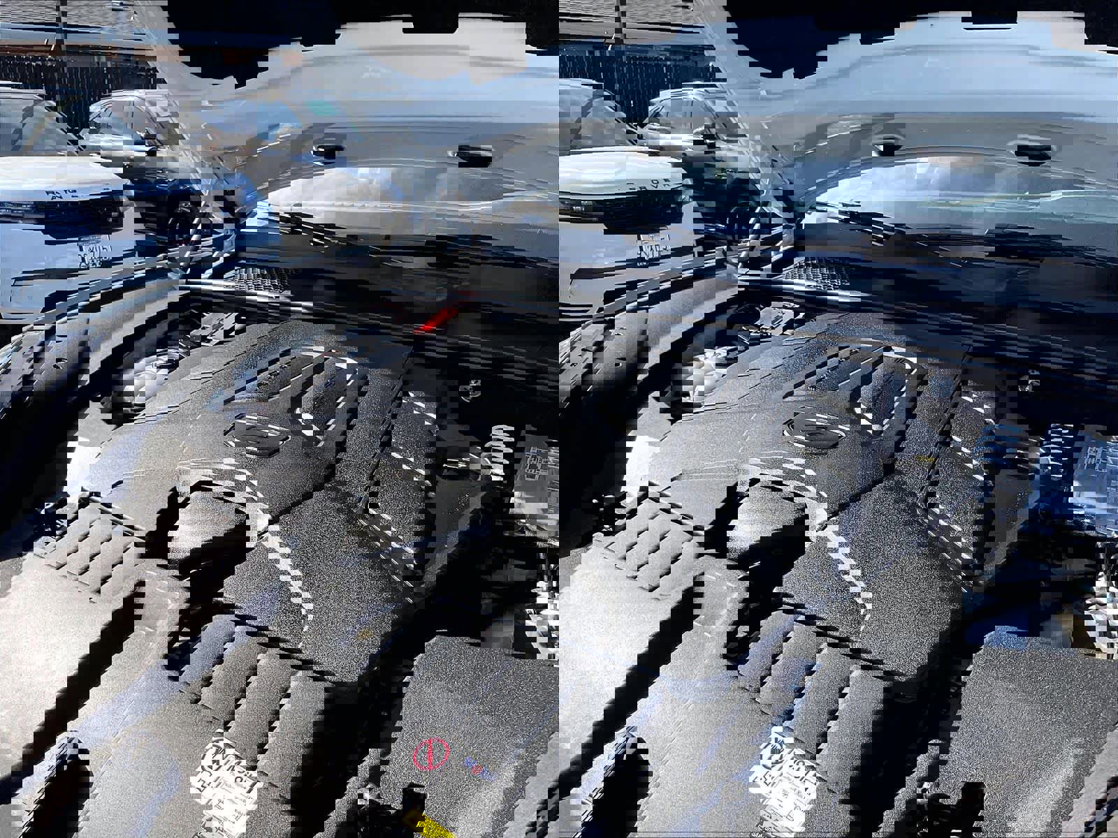 Used 2024 Porsche Cayenne AWD/4WD image 33