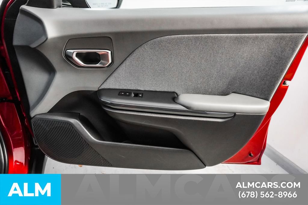 Used 2025 Kia K4 EX image 40