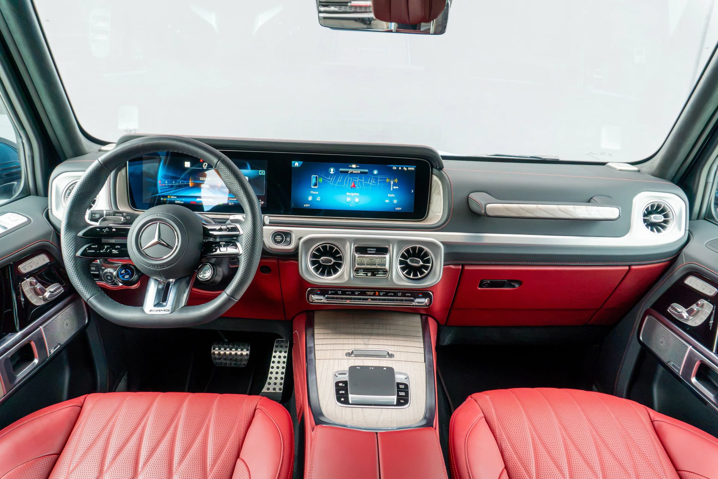 Used 2025 Mercedes-Benz G 63 AMG 4MATIC image 16
