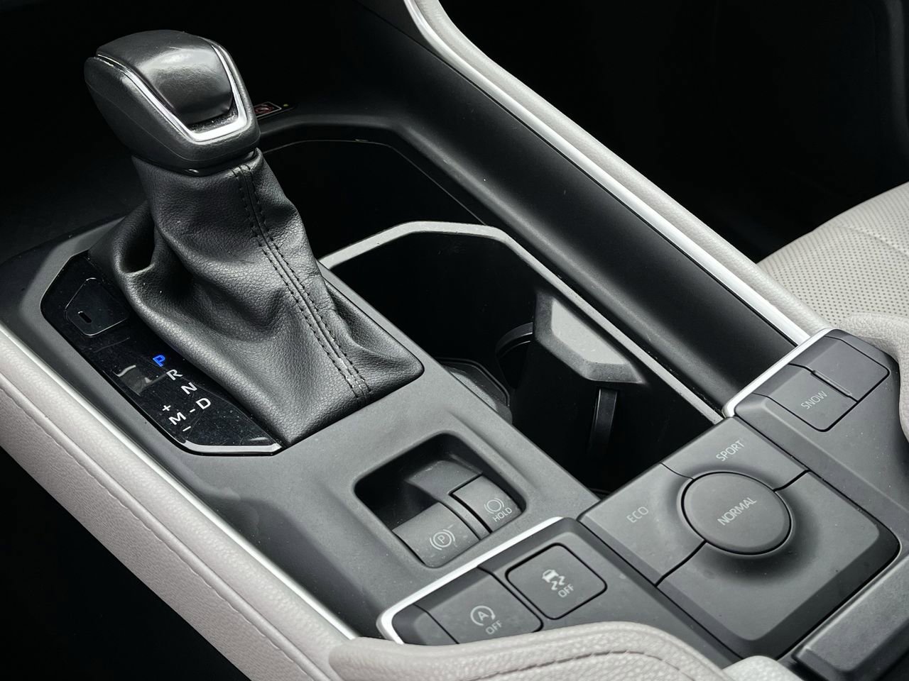 Used 2024 Toyota Grand Highlander FWD image 17