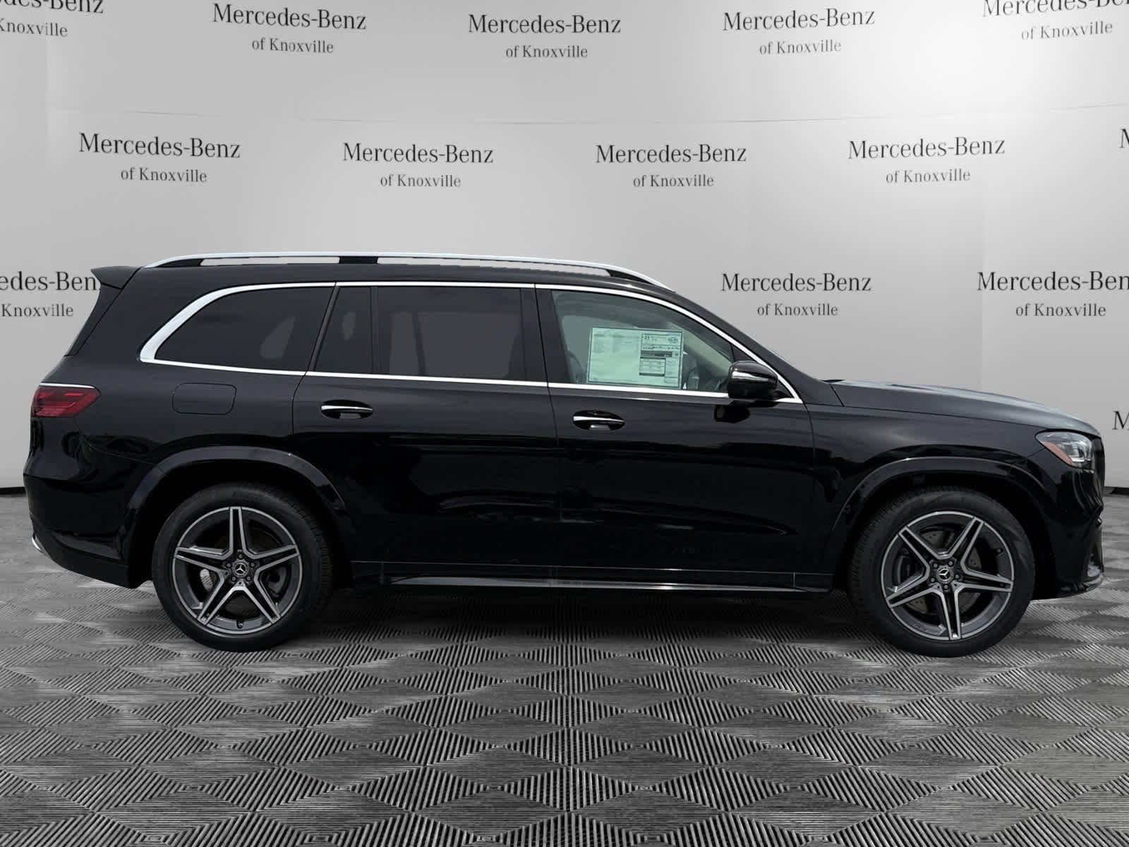 New 2025 Mercedes-Benz GLS 450 4MATIC image 6