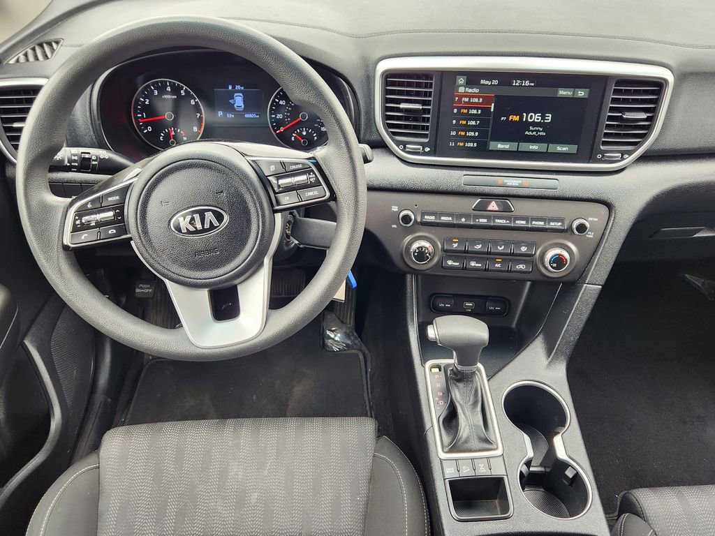 Used 2022 Kia Sportage LX AWD/4WD image 3