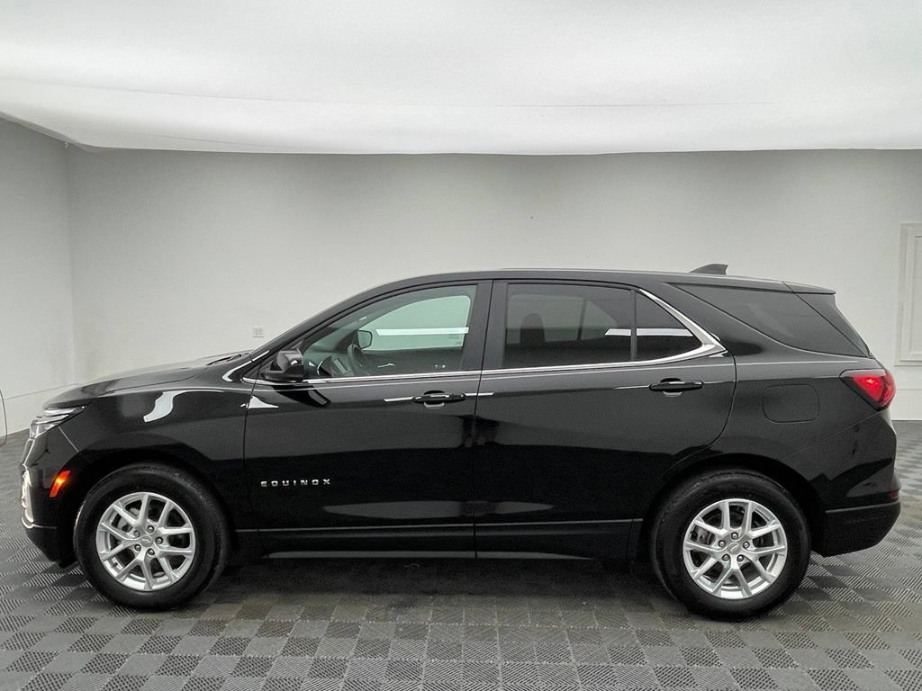 Used 2024 Chevrolet Equinox LT w/ LPO, Floor Liner Package FWD image 12