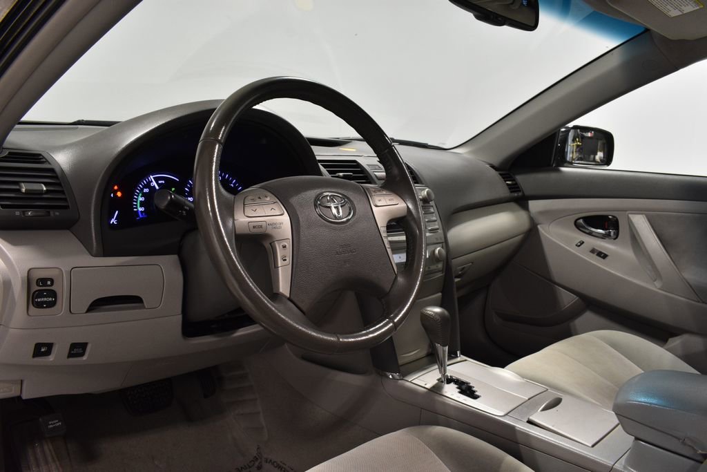 Used 2010 Toyota Camry Hybrid image 11