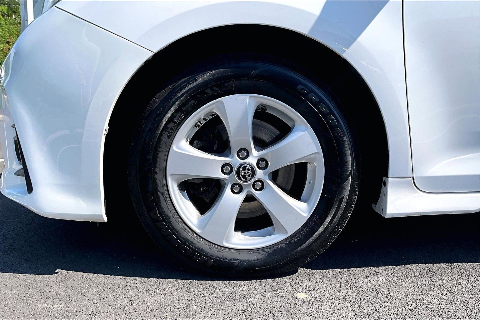 Used 2019 Toyota Sienna LE FWD image 8