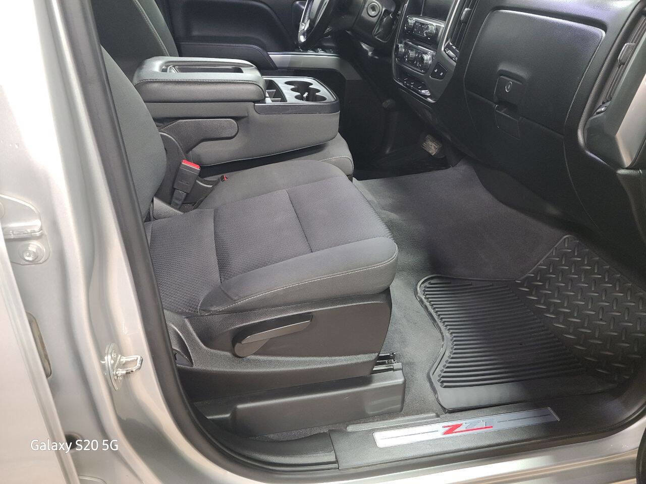 Used 2018 Chevrolet Silverado 1500 LT w/ All Star Edition image 16