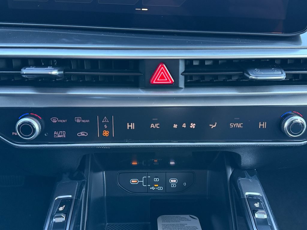 New 2026 Kia Sorento S AWD/4WD image 16