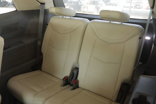 Used 2021 Cadillac XT6 Premium Luxury w/ LPO, Floor Liner Package image 33