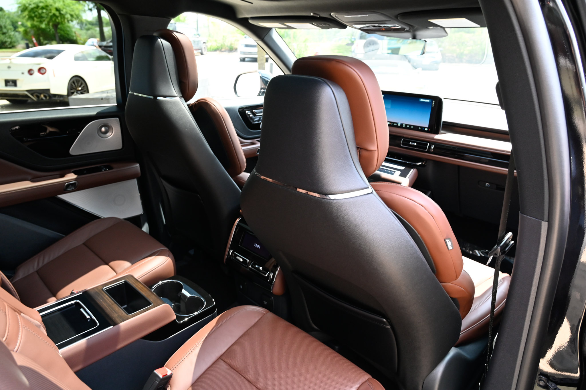 Used 2026 Lincoln Aviator Reserve AWD/4WD image 50