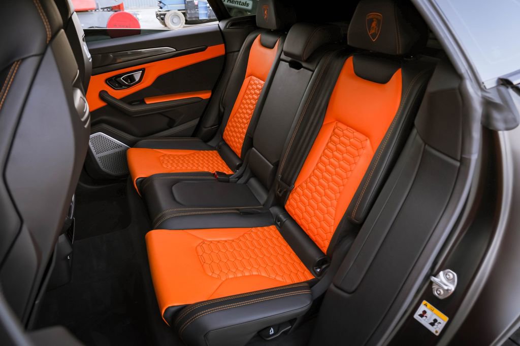 Used 2022 Lamborghini Urus image 39