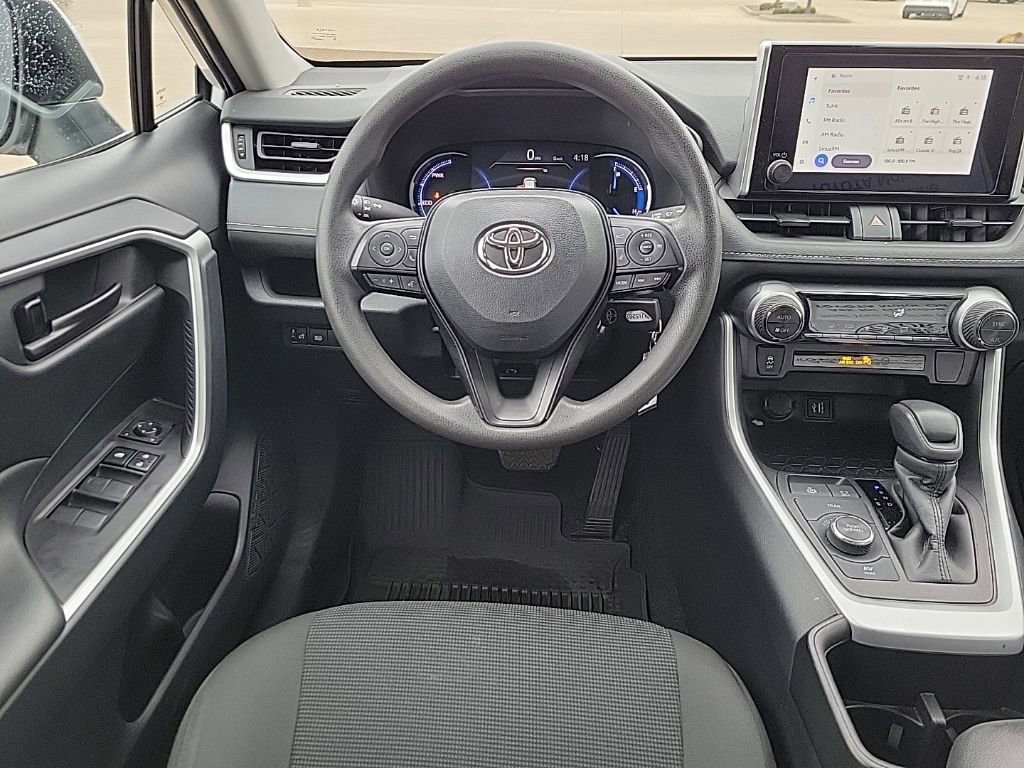 Used 2024 Toyota RAV4 LE image 12