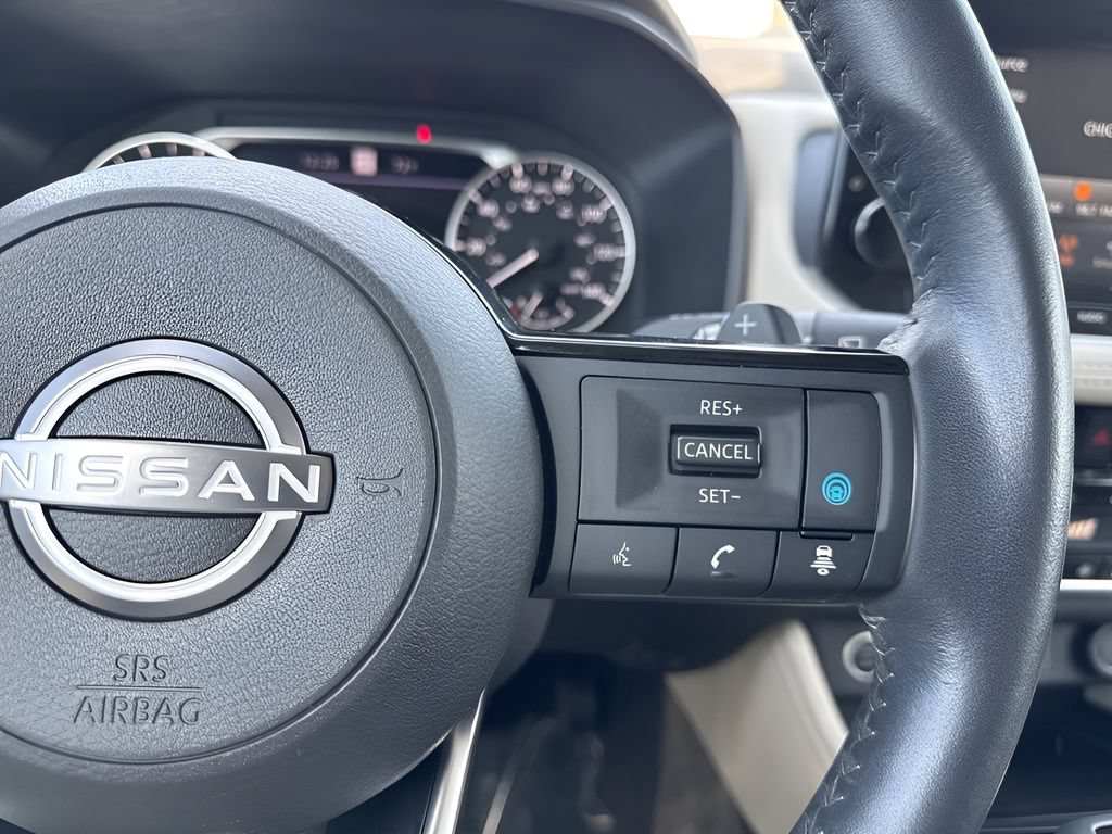 Used 2023 Nissan Rogue SL w/ SL Premium Package AWD/4WD image 17