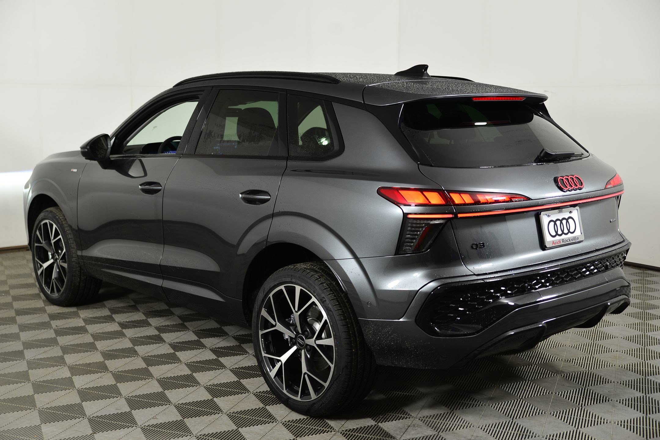 New 2026 Audi Q3 quattro 2.0T image 3