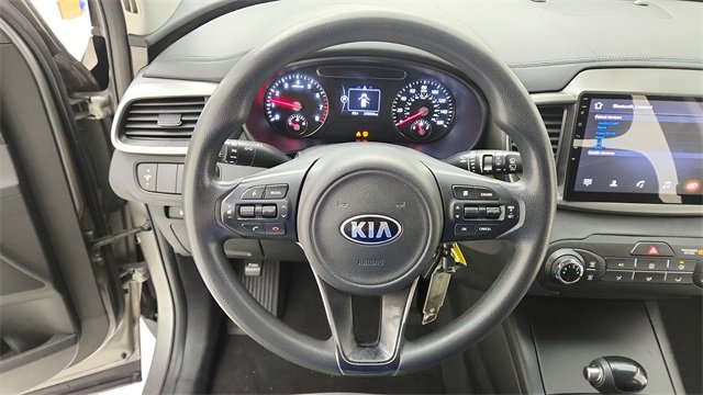 Used 2017 Kia Sorento LX image 20