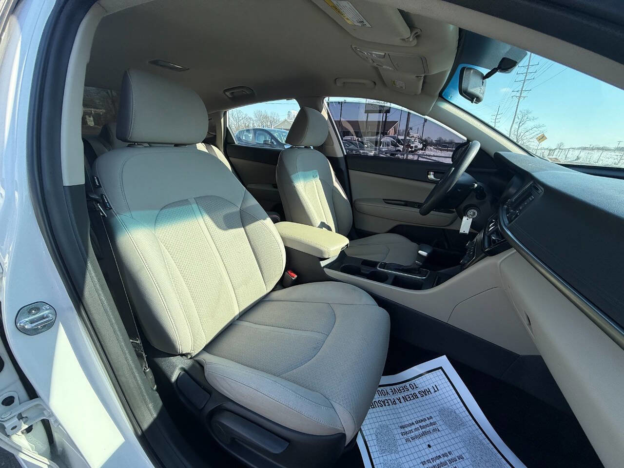 Used 2016 Kia Optima LX image 10